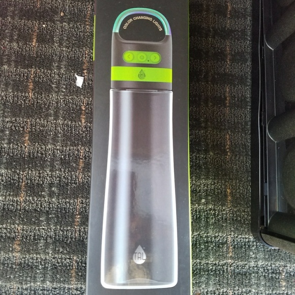 Wireless speaker bottle - Picture 4 of 4